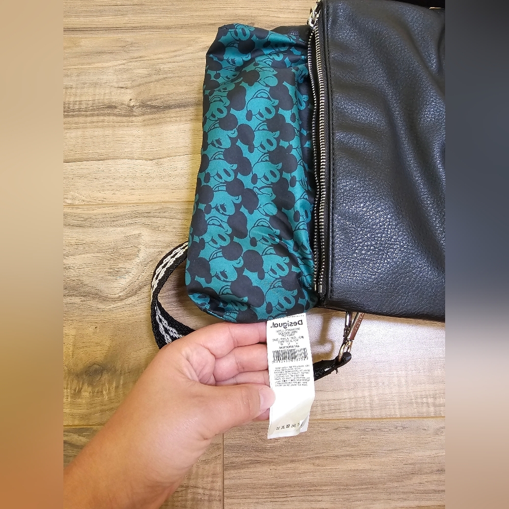 Desigual Mickey Mouse Leather effect sling clutch bag, Disney collaboration - Picture 9 of 16